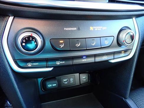 Used 2019 Hyundai Santa Fe SE image 19