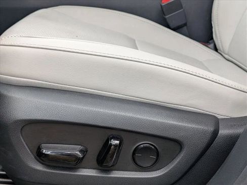 Used 2024 Lexus RX 350 Premium w/ Accessory Package (Z1) FWD image 4