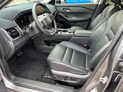 Used 2025 Nissan Rogue SL w/ SL Premium Package AWD/4WD image 11