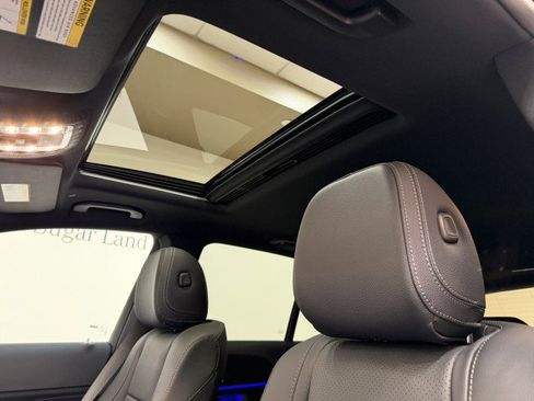 Certified 2025 Mercedes-Benz GLE 350 4MATIC image 17