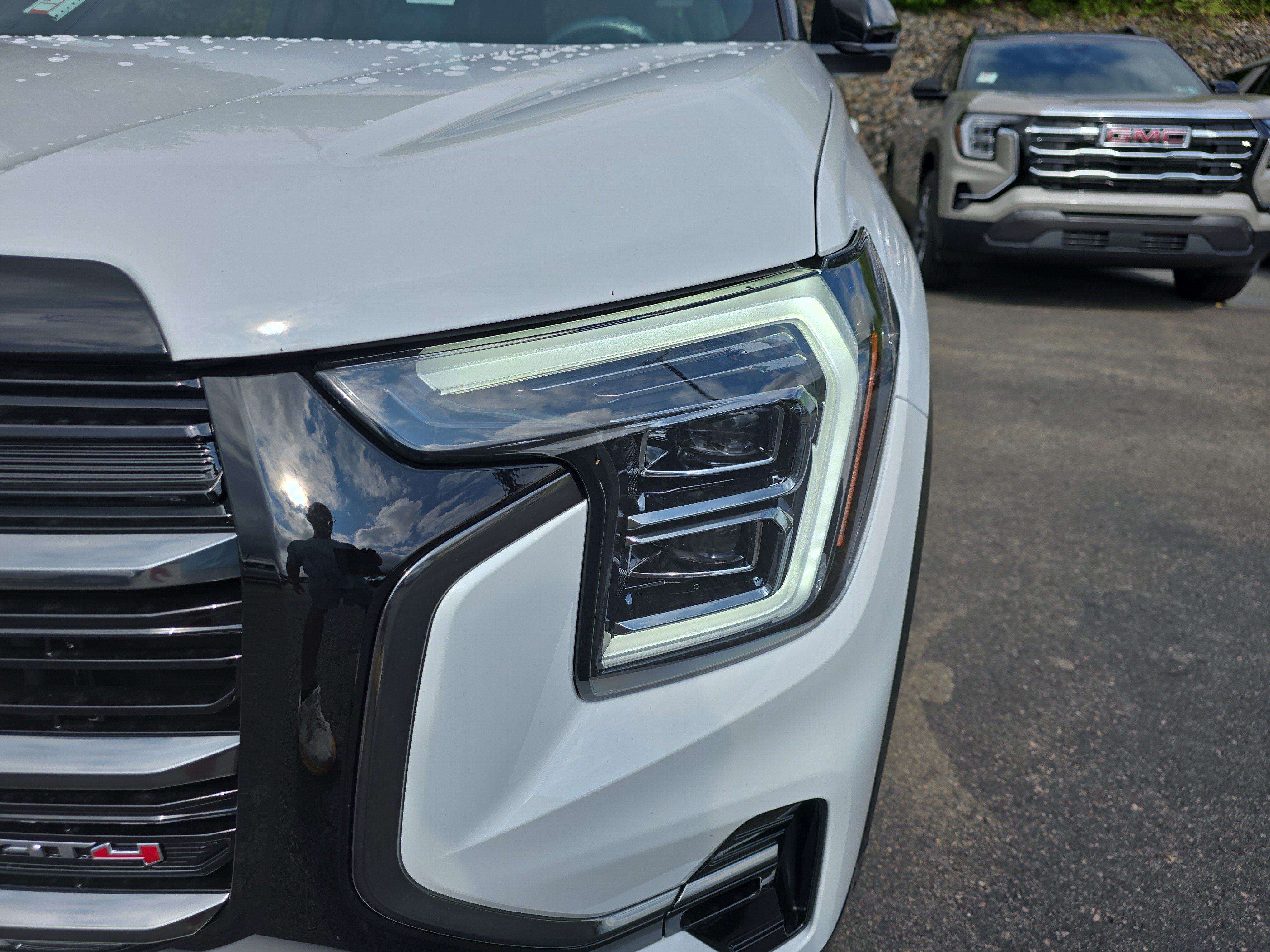 New 2027 GMC Terrain AT4 w/ Convenience Package III AWD/4WD image 11