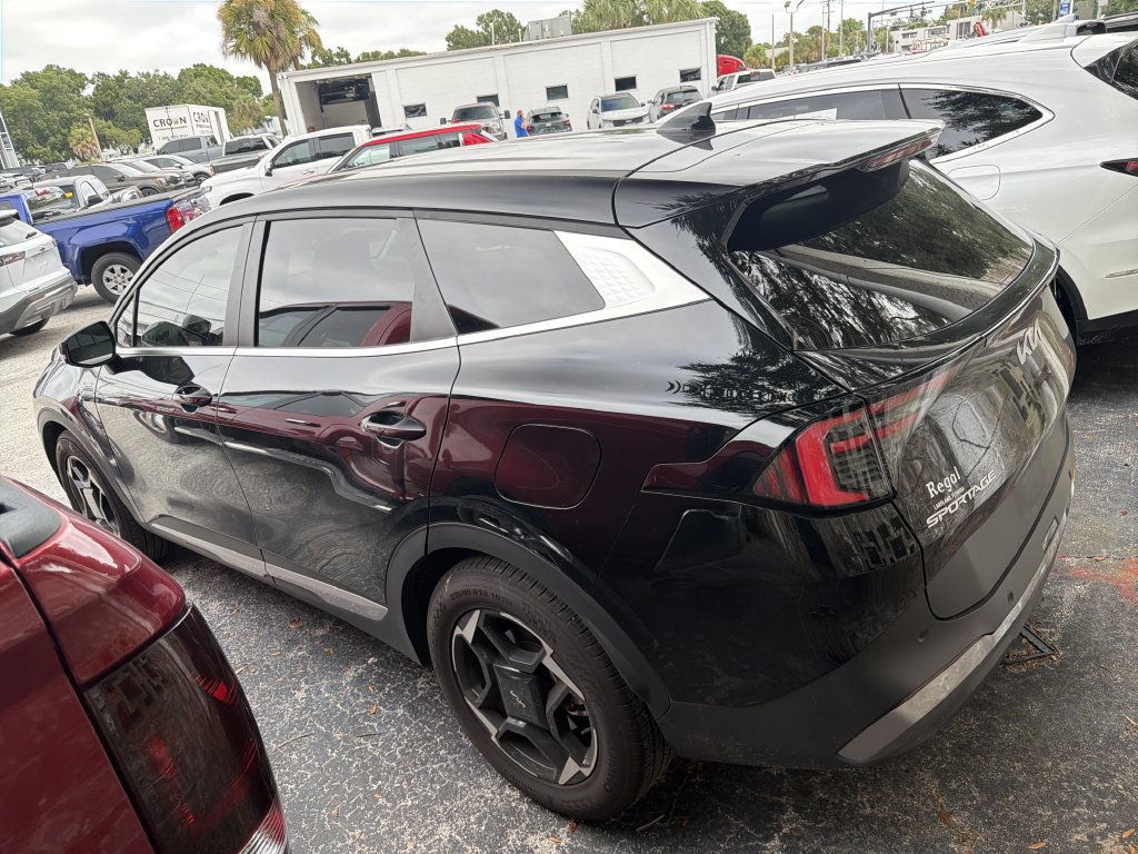 Certified 2026 Kia Sportage EX FWD image 6