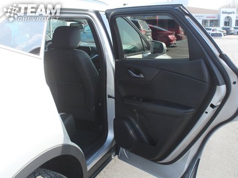 Used 2019 Chevrolet Blazer LT image 23