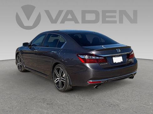 Used 2017 Honda Accord Sport Special Edition image 16