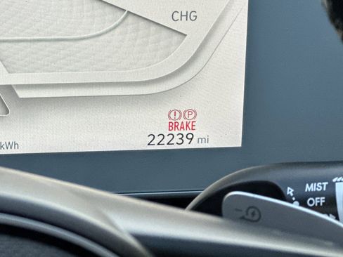 Used 2024 Hyundai Ioniq 5 Limited image 31