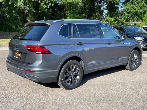 Used 2022 Volkswagen Tiguan SE FWD image 25