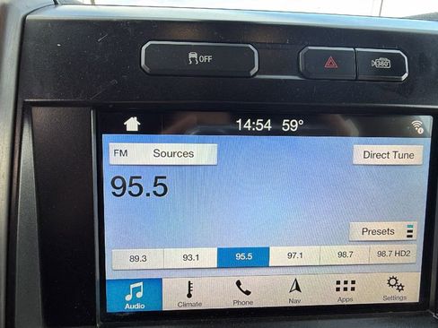 Used 2016 Ford F150 Limited w/ Trailer Tow Package image 30