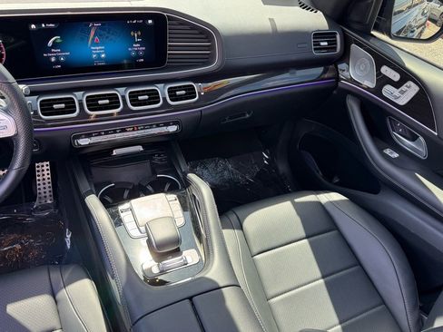 Certified 2022 Mercedes-Benz GLS 450 4MATIC image 17