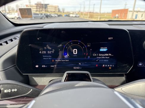 Used 2024 Chevrolet Traverse Z71 w/ Enhanced Driving Package image 15