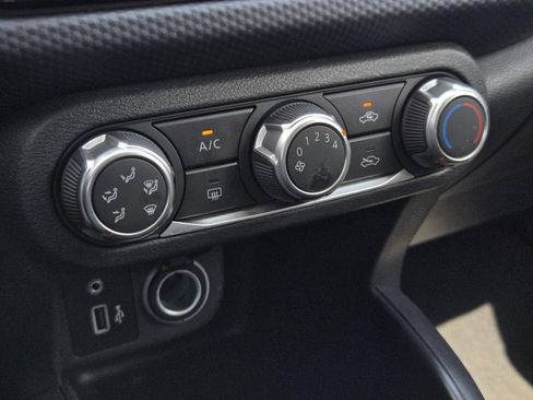 Certified 2025 Nissan Kicks Play S FWD image 20