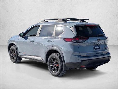 Used 2025 Nissan Rogue SV w/ Rock Creek Premium Package image 7