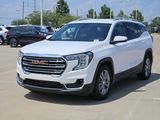 Used 2023 GMC Terrain SLT image 3