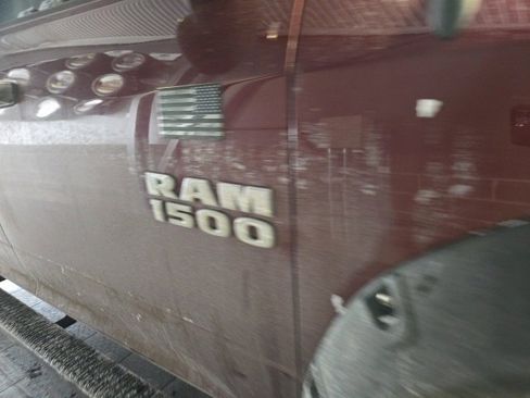 Used 2018 RAM 1500 Express image 10