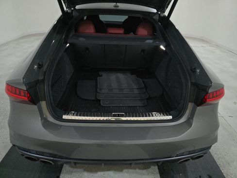 Used 2022 Audi S7 Premium Plus w/ S Sport Package image 15