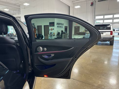 Used 2022 Mercedes-Benz E 350 Sedan image 36