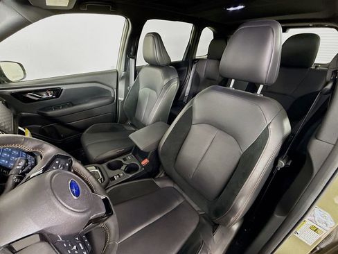 Used 2025 Subaru Forester Touring image 21