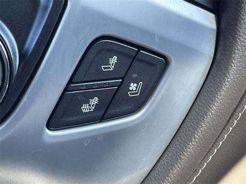 Used 2018 GMC Sierra 1500 SLT w/ SLT Premium Package image 16