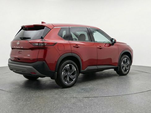 Used 2025 Nissan Rogue SV AWD/4WD image 9