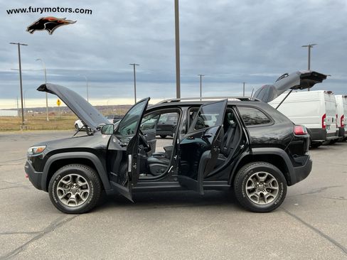 Used 2020 Jeep Cherokee Trailhawk w/ Cold Weather Group image 37