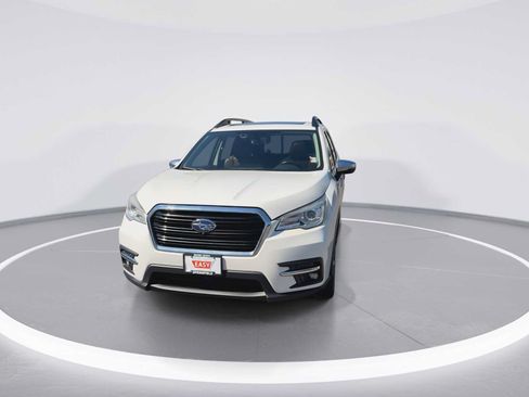 Used 2019 Subaru Ascent Touring AWD/4WD image 3