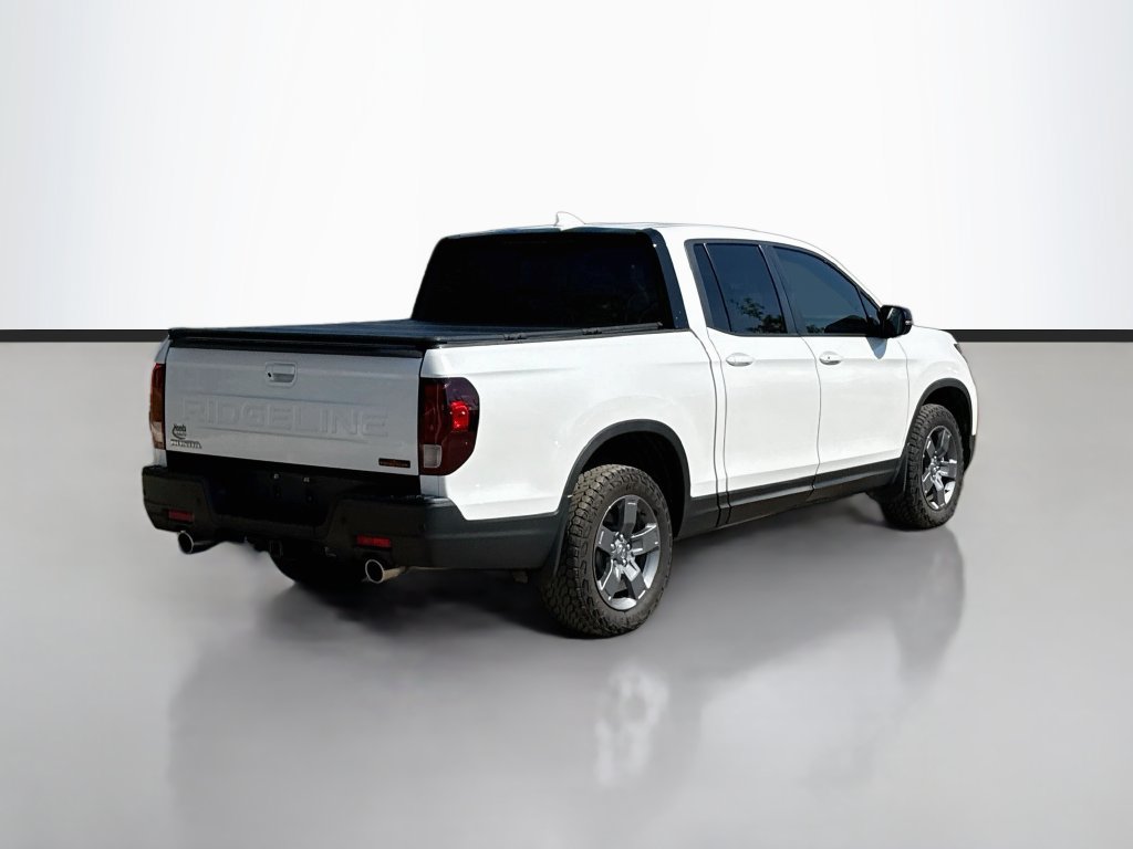 Used 2025 Honda Ridgeline TrailSport image 7