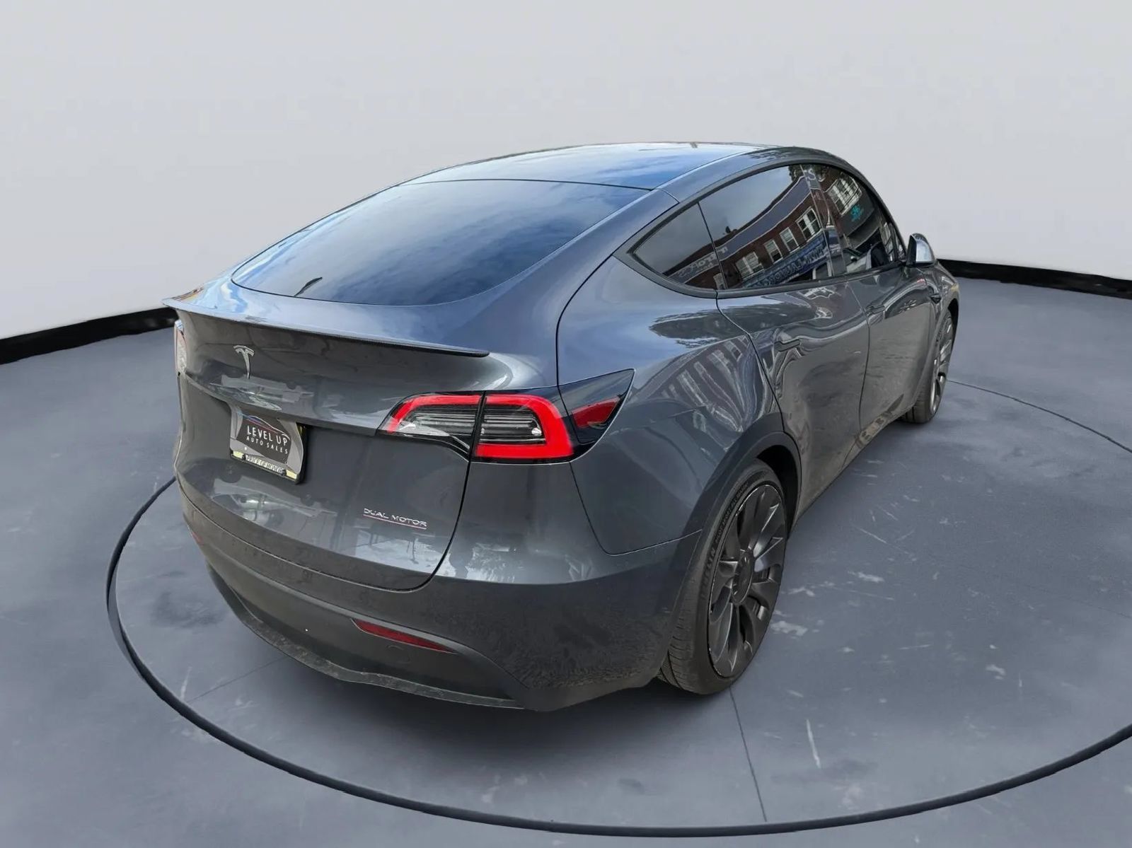Used 2023 Tesla Model Y Performance AWD/4WD image 6