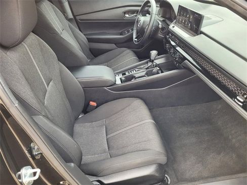 Used 2024 Honda Accord Sport image 10