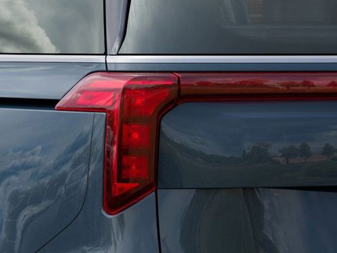 New 2026 Kia Carnival SX FWD image 11