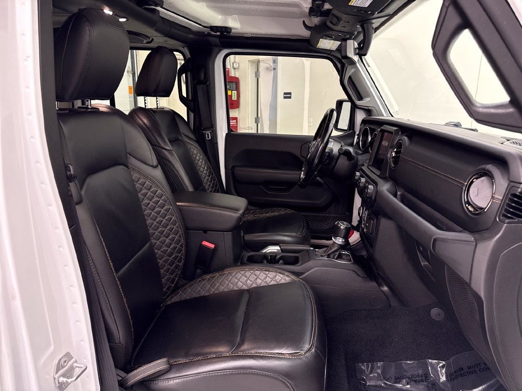 Used 2021 Jeep Gladiator Overland AWD/4WD image 24