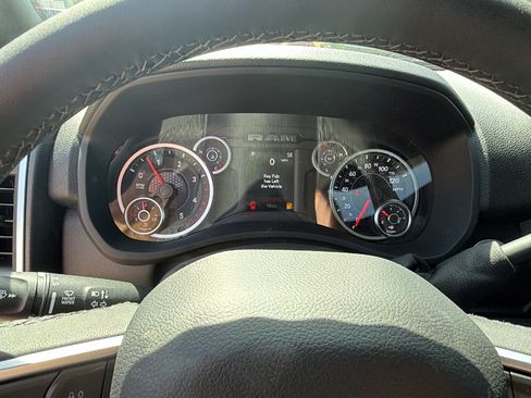 New 2026 RAM 2500 Big Horn AWD/4WD image 25