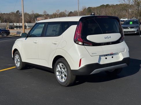 New 2025 Kia Soul LX image 5