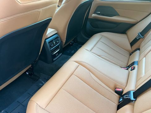 Used 2025 BMW i4 eDrive40 w/ Premium Package image 4