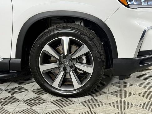 Used 2024 Honda Pilot Elite image 12