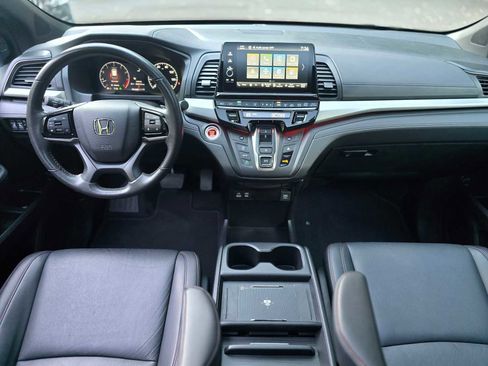 Used 2025 Honda Odyssey Sport-L image 18