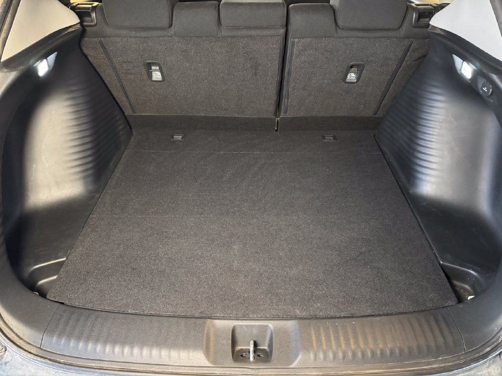 Used 2025 Honda HR-V LX image 22
