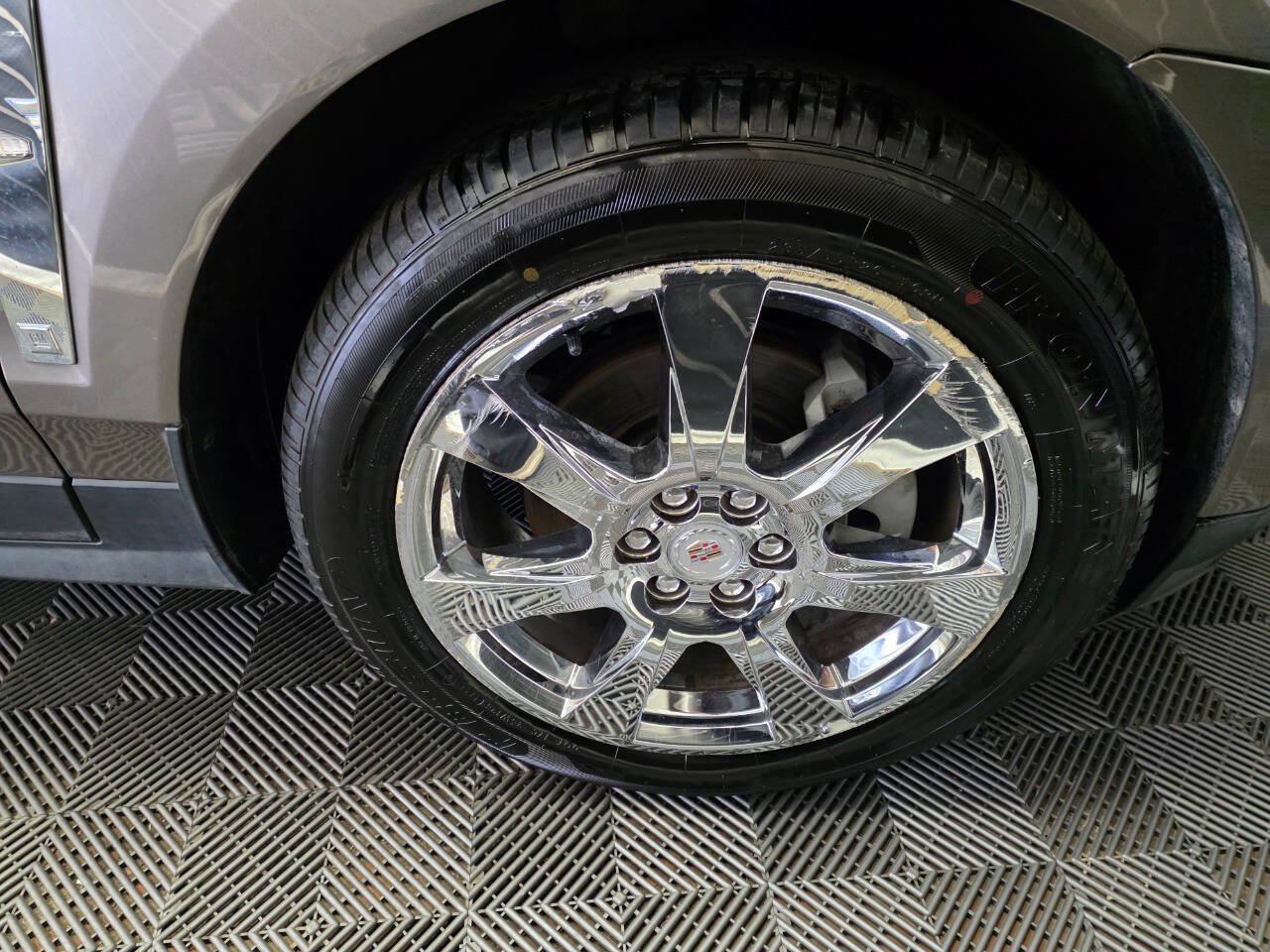 Used 2011 Cadillac SRX Premium FWD image 40