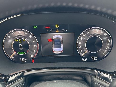 New 2026 Bentley Flying Spur V8 AWD/4WD image 37