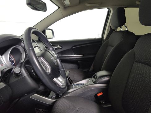 Used 2017 Dodge Journey Crossroad FWD image 17