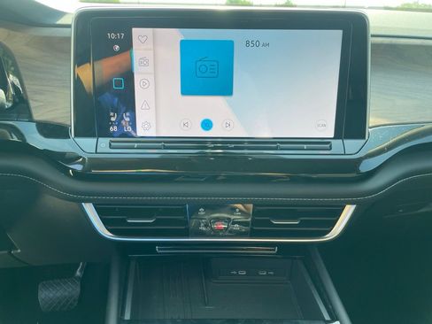 Used 2026 Volkswagen Atlas SE FWD image 11