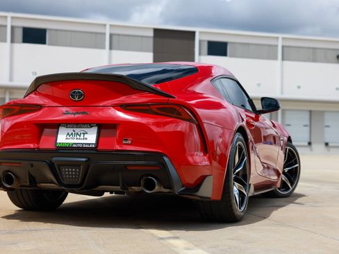 Used 2020 Toyota Supra Premium w/ Driver Assist Package image 51