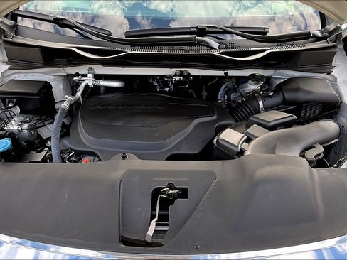 Used 2023 Honda Odyssey Elite image 10