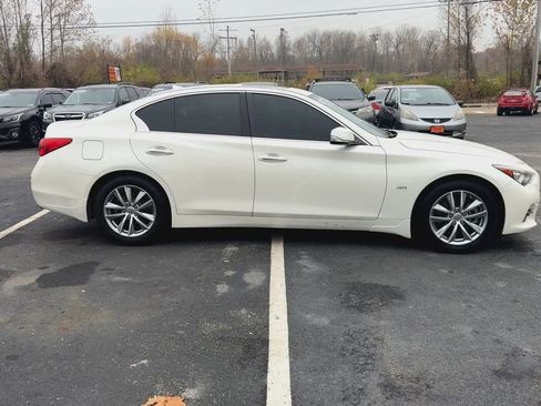 Used 2017 INFINITI Q50 3.0t Premium w/ 3.0T Premium Plus Package image 9