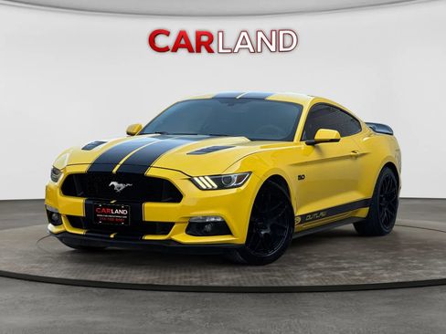 Used 2015 Ford Mustang GT Premium RWD image 1