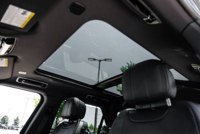 New 2026 Land Rover Range Rover Sport Dynamic SE AWD/4WD image 5