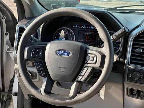 Used 2018 Ford F250 XLT w/ XLT Value Package image 30