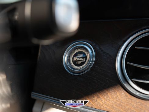 Used 2017 Mercedes-Benz E 300 image 34