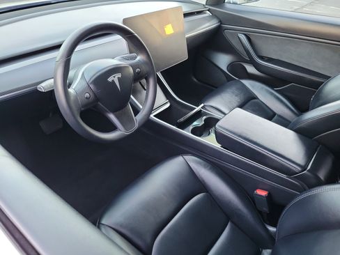 Used 2020 Tesla Model 3 Long Range image 5
