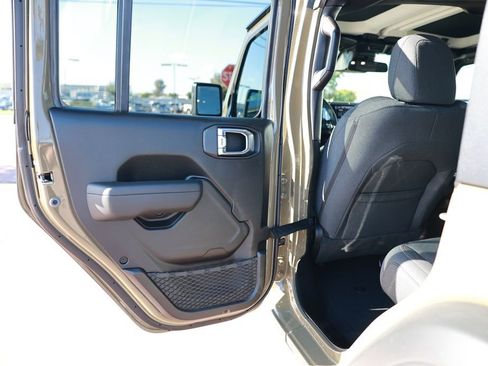 New 2026 Jeep Wrangler Sport S image 32