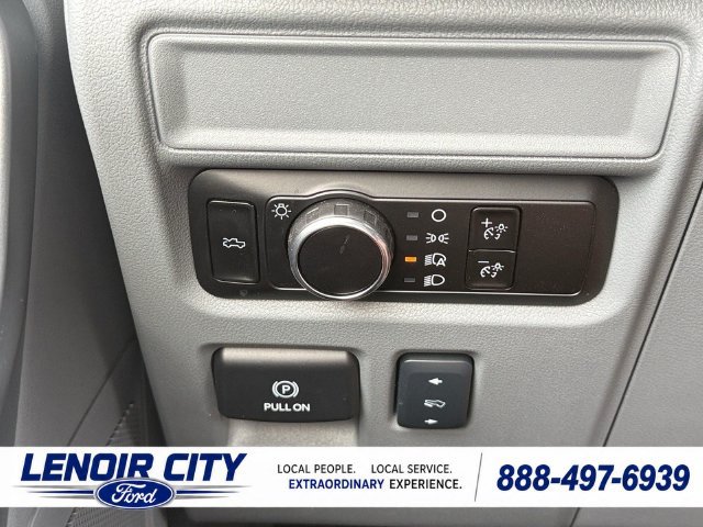 Certified 2025 Ford F150 Lightning XLT AWD/4WD image 19