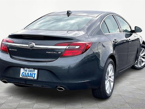 Used 2017 Buick Regal Premium image 7